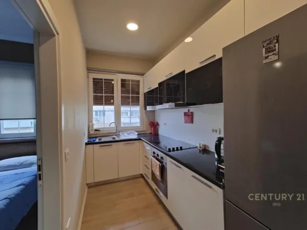 Tirane, shitet apartament duplex Dublex Kati 4, 168 m² 375.000 € (Pallatet Moskat)