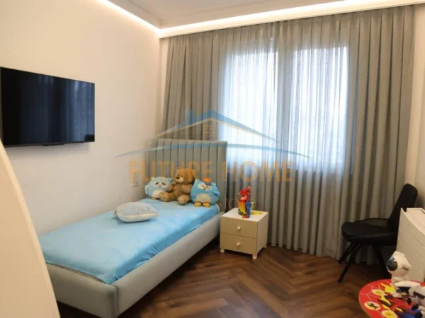 Tirane, shes apartament+verande | Penthouse 4+1+Aneks+Ballkon Kati 6, 257 m² 650.000 € (SELITE REZIDENCA EURO 3D)