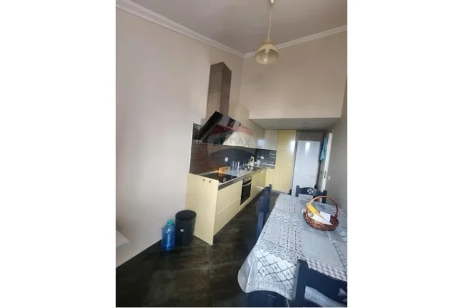 Tirane, shitet apartament 3+1 , 110 m² 370.000 € (Liqeni i Thate)