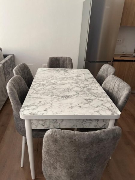 Tirane, jepet me qera apartament 1+1 Kati 6, 350 € 