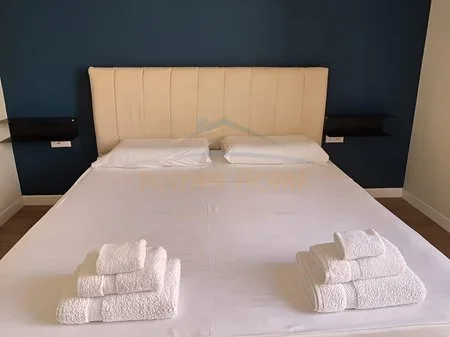 Durres, jepet me qera apartament 2+1 Kati 6, 157 m² 750 € (durres)