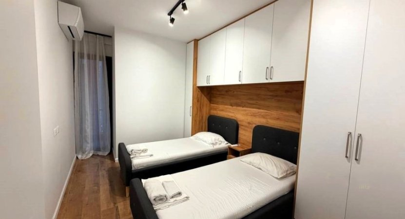 Tirane, shitet apartament 2+1 Kati 6, 97 m² 242.000 € (FARMACIA 10)