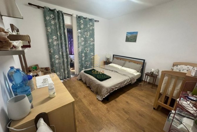 Tirane, jepet me qera apartament 1+1 Kati 1, 65 m² 600 € (Pazari i Ri)