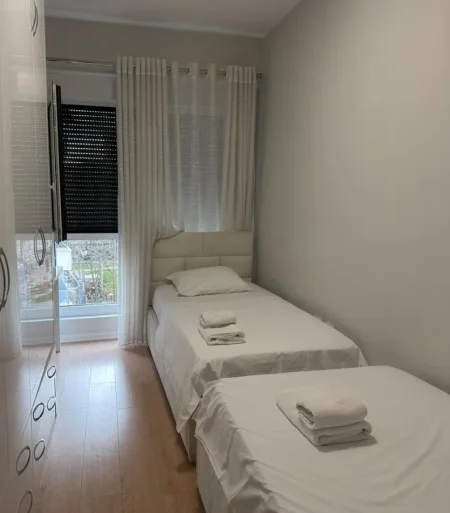 Tirane, shitet apartament 2+1 , 94 m² 235.000 € 