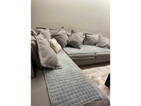 Tirane, jepet me qera apartament 1+1 Kati 5, 74 m² 800 € (Bulevardi Zogu 1)