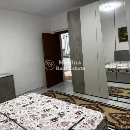 Tirane, jepet me qera shtepi 1+1 Kati 1, 60 m² 350 € (Laprake)