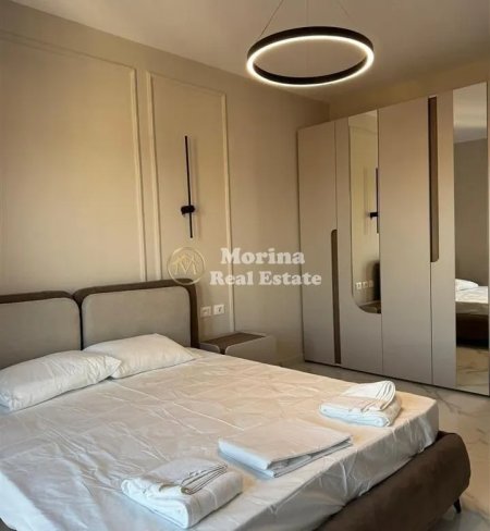 Tirane, jepet me qera apartament 3+1 Kati 15, 110 m² 1.900 € (Rruga e Kavajes)