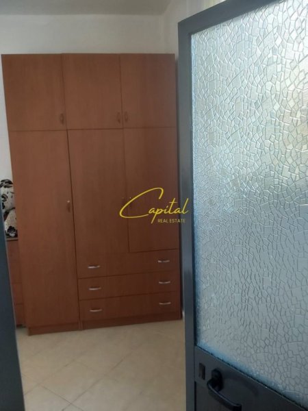 Tirane, jepet me qera garsonier 1+1 Kati 1, 35 m² 300 € (ISH TREGU ELEKTRIK)