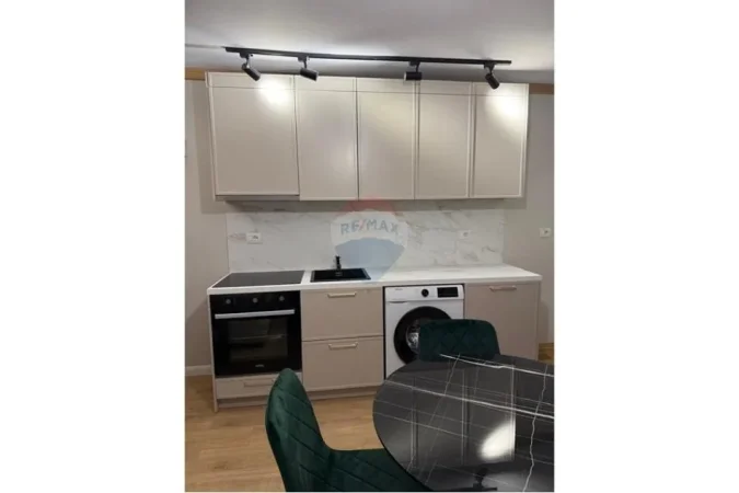 Korce, shitet shtepi 3+1 Kati 1, 144 m² 350.000 € (Voskopoje)