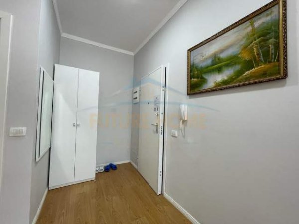 Tirane, jepet me qera apartament 1+1 Kati 2, 95 m² 500 Euro (5 maji)