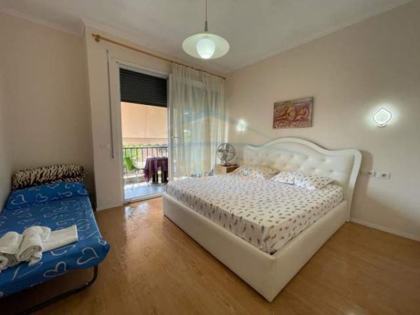 Tirane, jepet me qera apartament 1+1 Kati 2, 95 m² 500 Euro (5 maji)