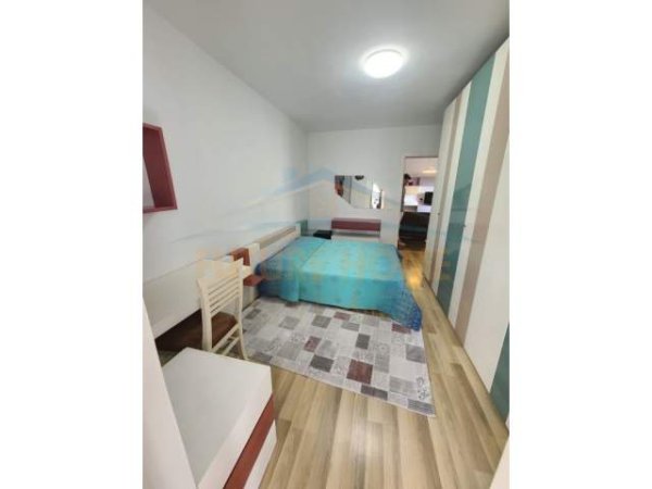 Tirane, jepet me qera apartament 2+1+A+BLK 130 m² 730 Euro (Shkolla Baletit)