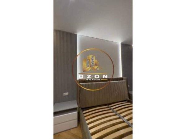 Tirane, jepet me qera apartament 3+1+BLK Kati 5, 120 m² 2.000 Euro (RRUGA E KOSOVAREVE)