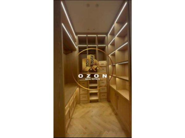 Tirane, jepet me qera apartament 3+1+BLK Kati 5, 120 m² 2.000 Euro (RRUGA E KOSOVAREVE)