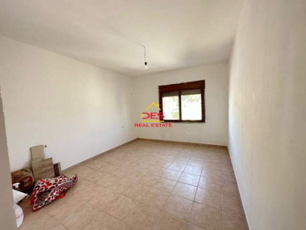 Vlore, shitet apartament Kati 5, 58 m² 38.000 Euro (Rruga Janaq Kilica,Vlore)