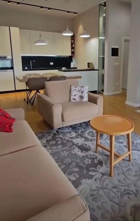 Tirane, jepet me qera apartament 2+1+BLK Kati 0, 130 m² 850 Euro (Rezidenca Kodra e Diellit 2)