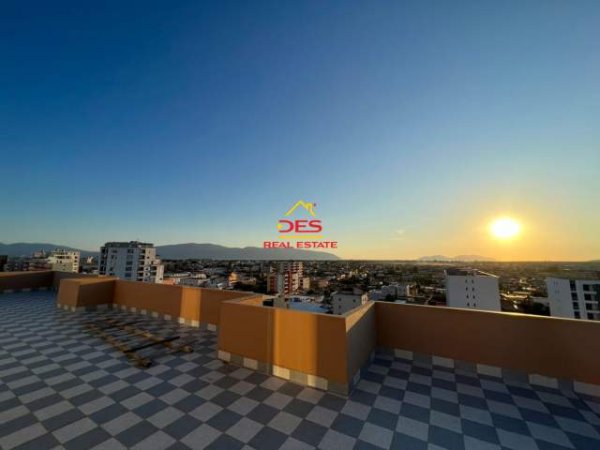 Vlore, shitet apartament Kati 10, 270 m² 145.000 Euro (Transballkanike)