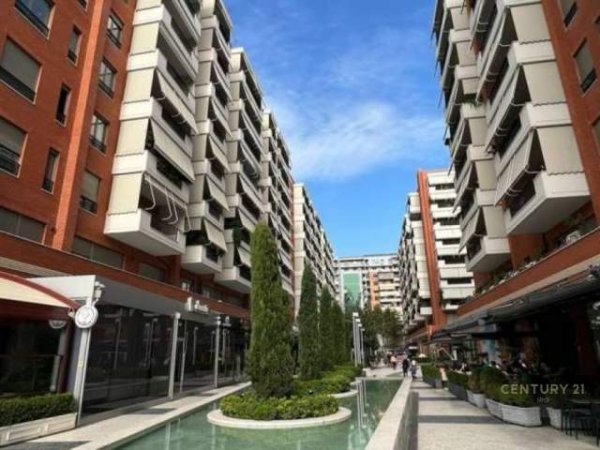 Tirane, shitet ambjent biznesi Kati 0, 83 m² 400.000 Euro (Kompleksi Delijorgji Tirana, Albania)