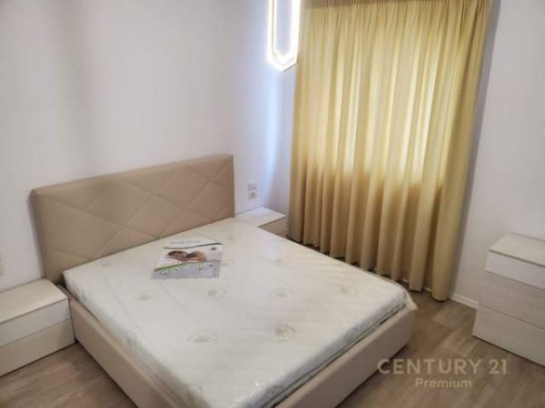 Tirane, jepet me qera apartament 2+1 Kati 2, 84 m² 700 Euro (Liqeni i Thate)