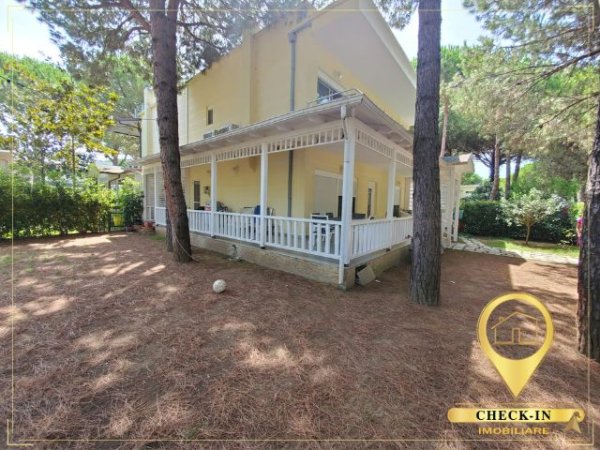 Gjiri Lalezit, shitet Vile ne plazh 2 Katshe Kati 0, 205 m² 450.000 Euro (Kompleksi Lura 1)