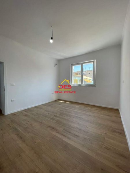 Tirane, shitet apartament 2+1 Kati 3, 43 m² 82.000 Euro (21 Dhjetori)