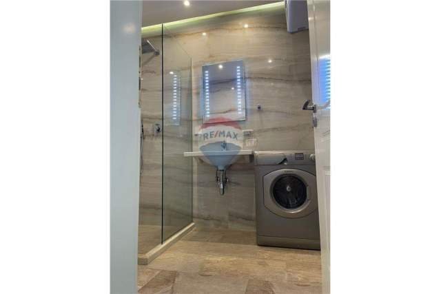 Durres, jepet me qera apartament buze detit 1+1+BLK Kati 4, 65 m² 400 Euro, prane Hotel Edart