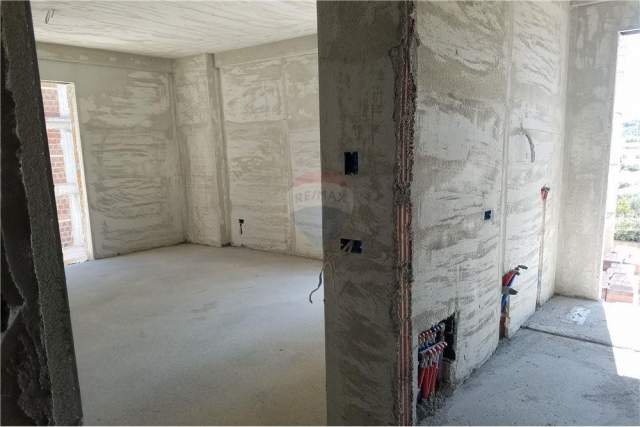 Tirane, jepet me qera garsonier 1+1 Kati 2, 39 m² 50.000 Euro (Rruga Xhanfize Keko)