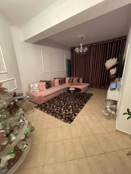 Tirane, shitet apartament 2+1+BLK Kati 3, 114 m² 160.000 Euro (Rruga e Kavajes)