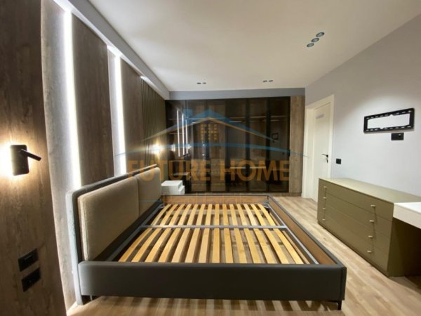 Tirane, jepet me qera apartament Kati 9, 125 m² 1.300 €