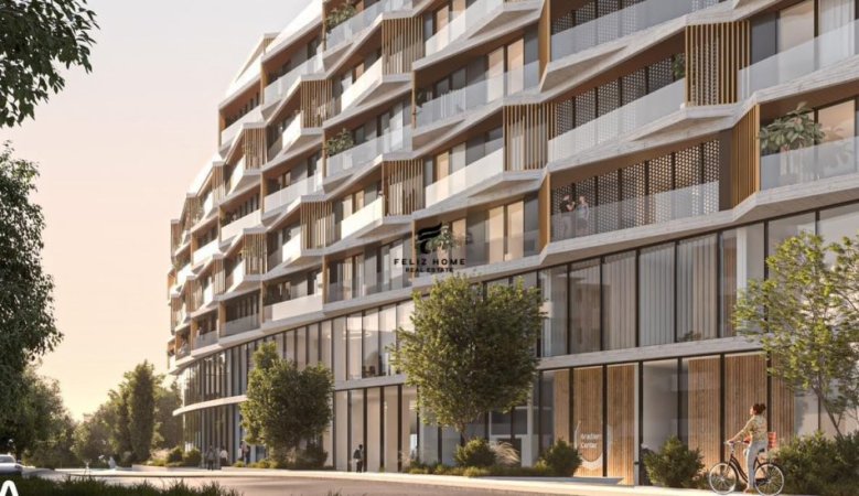 Tirane, jepet me qera zyre Kati 5, 83 m² 1.500 € (LIQENI I THATE)