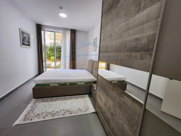 Tirane, jepet me qera apartament Kati 1, 100 m² 1.200 €