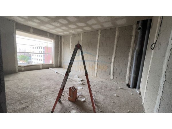 Tirane, shitet apartament Kati 4, 86 m² 218.482 €