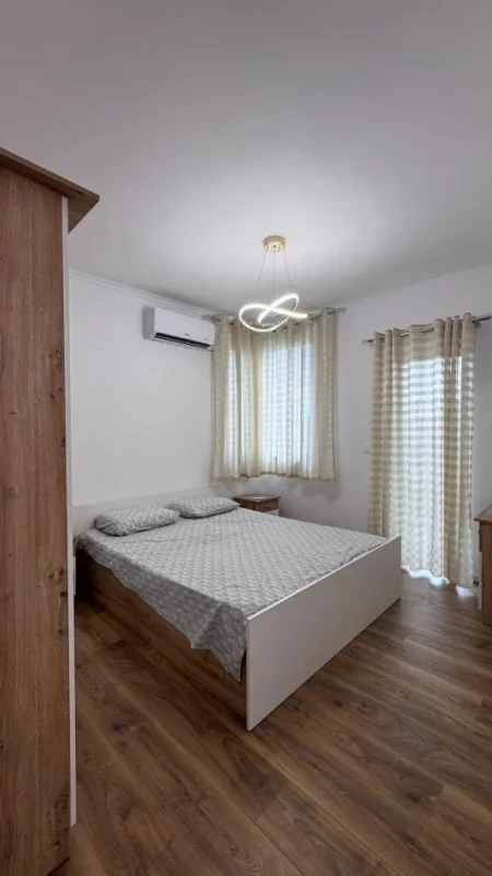 Tirane, shes apartament 2+1+Ballkon Kati 5, 65 m² 139.000 € (Don Bosko)