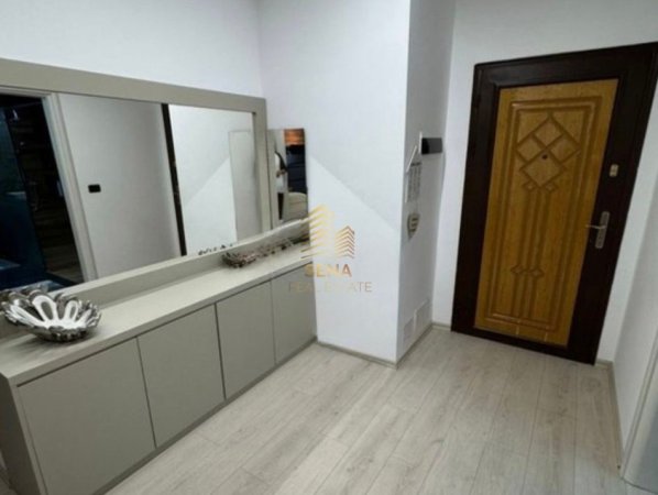 Tirane, jepet me qera apartament 2+1+Ballkon Kati 3, 129 m² 800 € (Brryli)