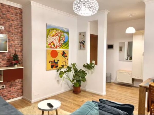 SHITET APARTAMENT 2+1 TEK ZOGU I ZI