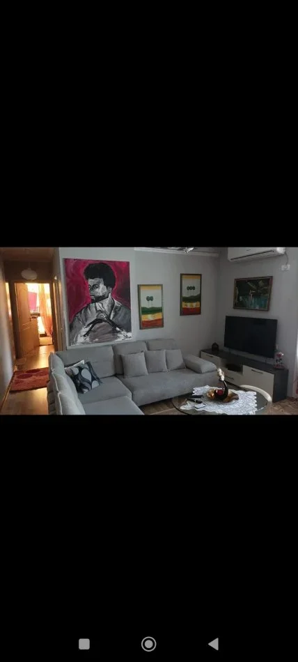 Tirane, jepet me qera apartament 2+1+Aneks+Ballkon Kati 7, 75 m² 600 € (ISH fusha aviacionit)