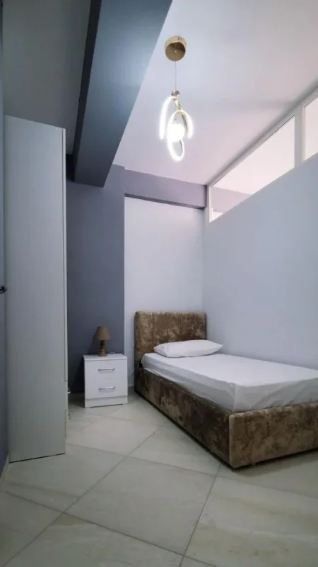 Tirane, jepet me qera apartament 2+1 Kati 3, 94 m² 450 € (don bosko)