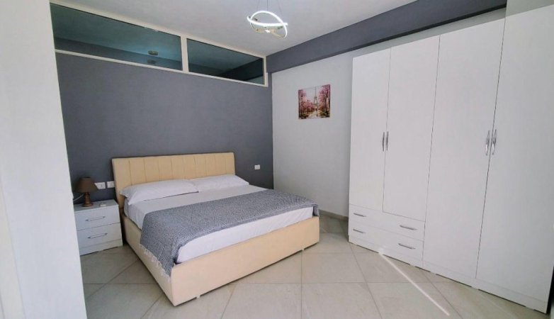 Tirane, jepet me qera apartament 2+1 Kati 3, 94 m² 450 € (don bosko)