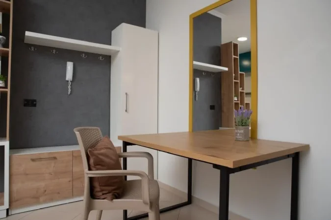 Tirane, jepet me qera apartament 1+1 Kati 4, 1.000 € 