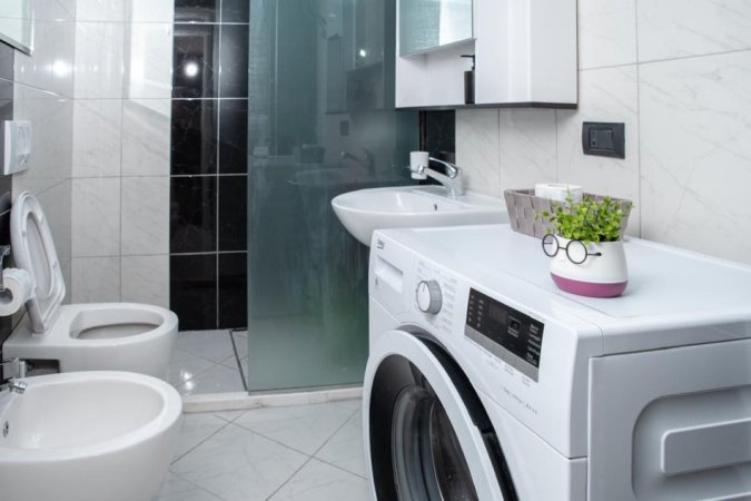 Tirane, jepet me qera apartament 1+1 Kati 4, 1.000 € 