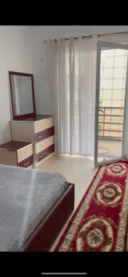 Tirane, jepet me qera apartament 1+1 , 58 m² 400 € (Astir mbrapa bar artistit)
