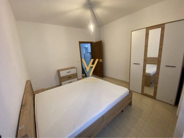 Tirane, jepet me qera apartament 2+1+Ballkon Kati 3, 75 m² 800 € (SELITE)