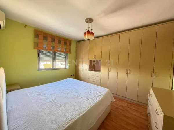 Tirane, jepet me qera apartament 2+1 Kati 2, 97 m² 500 € (Fresk,Prane Fizikes Berthamore)
