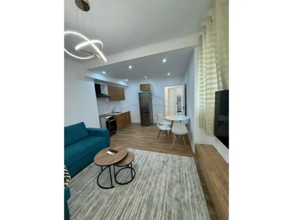 Tirane, shitet apartament 2+1 Kati 5, 139.000 € (Don Bosko)