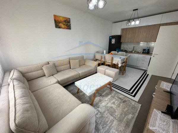 Tirane, shitet apartament 2+1 Kati 0, 92 m² 140.000 € (Unaza e Re)