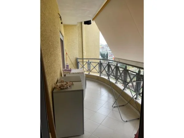 Tirane, jepet me qera apartament 1+1 Kati 2, 63 m² 650 € (Rruga Alla ne Liqenin e Thate , Tirane)