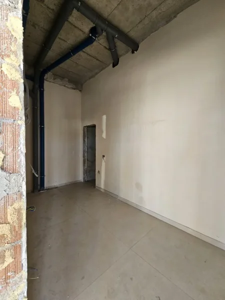 Tirane, jepet me qera ambjent biznesi Kati 0, 540 m² 3000 € (Bathore)