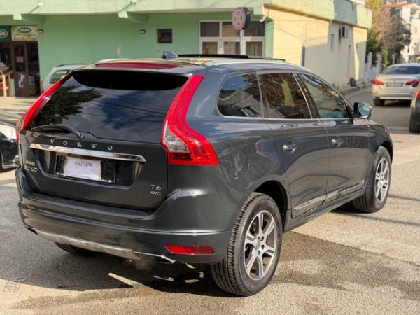 Volvo xc60 Benzin+Gaz, 10.700 € Sapotarguar