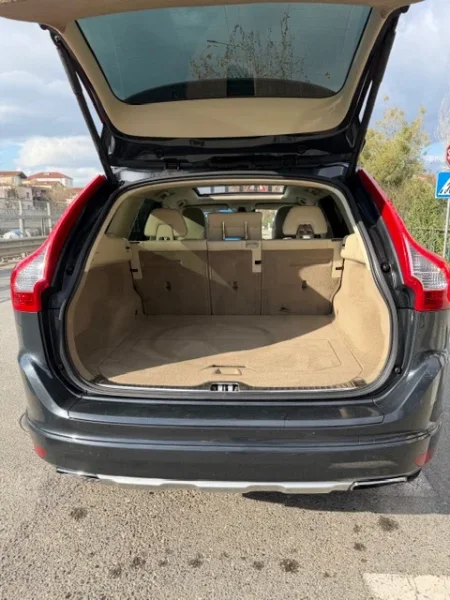 Volvo xc60 Benzin+Gaz,  € Sapotarguar