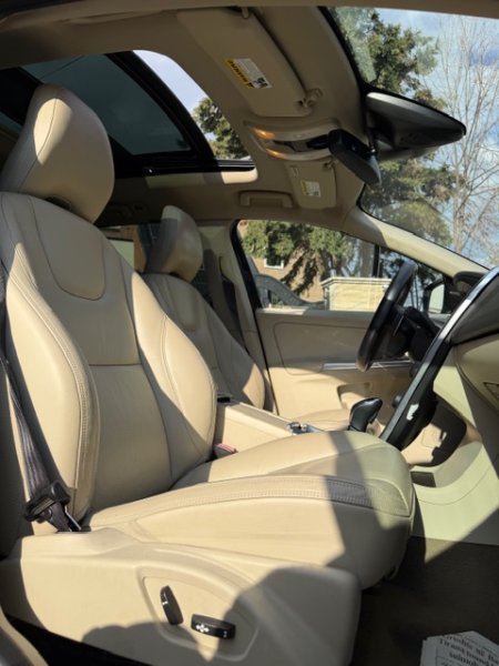 Volvo xc60 Benzin+Gaz, 10.700 € Sapotarguar